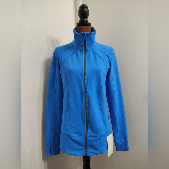 NWT Lululemon Nice Asana Jacket Cornflower Size 10 Style W4C02S - Picture 1 of 13